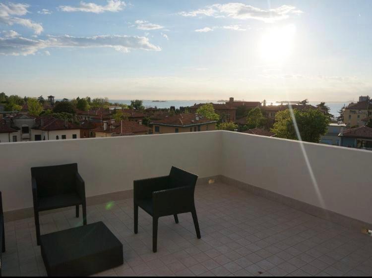 Stylish Penthouse Apartment In Venice Lido, 10 Minutes From Saint Marks Square Lido di Venezia Zewnętrze zdjęcie